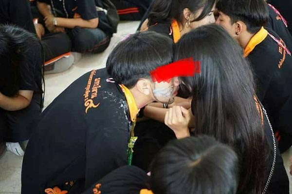 รับน้อง รับน้อง