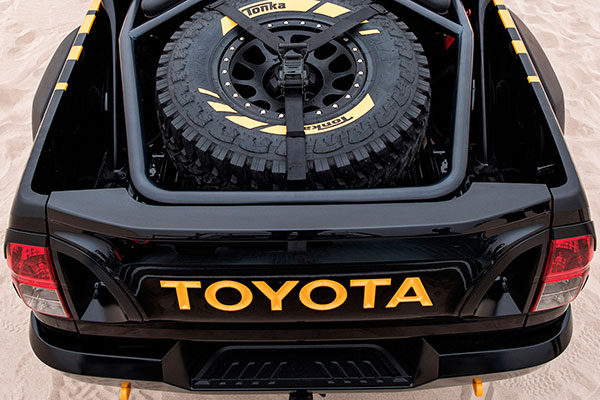 Toyota HiLux Tonka Concept Toyota HiLux Tonka Concept