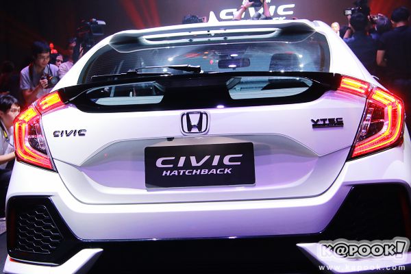 Honda Civic Hatchback 2017 ใหม่