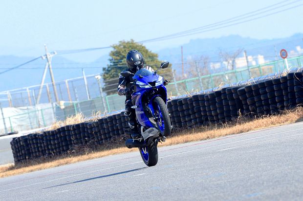 Yamaha R15 ปี 2017 Yamaha R15 ปี 2017