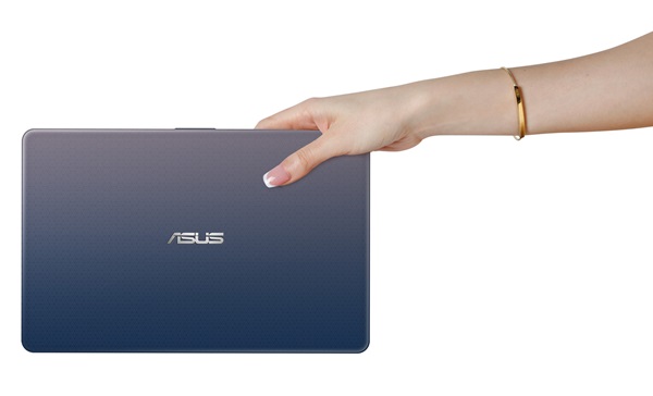 ASUS VivoBook E12 E203NA ASUS VivoBook E12 E203NA
