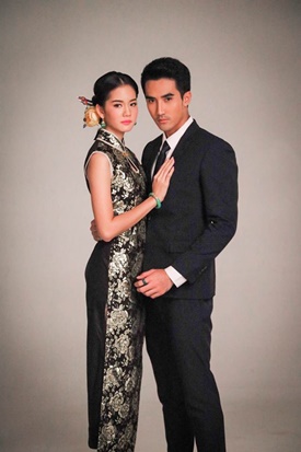 หงส์เหนือมังกร หงส์เหนือมังกร