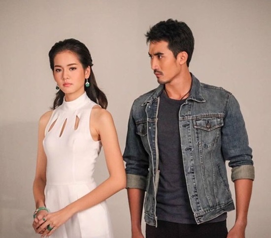 หงส์เหนือมังกร หงส์เหนือมังกร