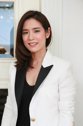 มาตุภูมิแห่งหัวใจ มนตราลายหงส์ มาตุภูมิแห่งหัวใจ มนตราลายหงส์