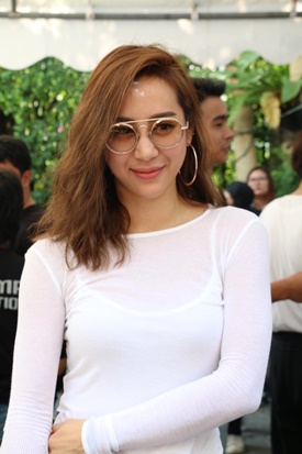 มาตุภูมิแห่งหัวใจ มนตราลายหงส์ มาตุภูมิแห่งหัวใจ มนตราลายหงส์