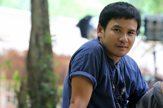 ไผ่ พงศธร ไผ่ พงศธร