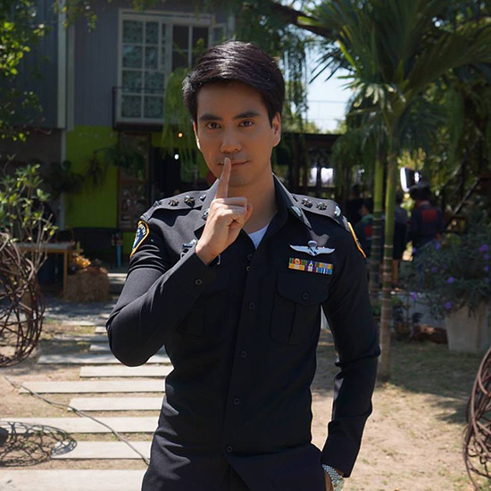 สื่อสองโลก สื่อสองโลก