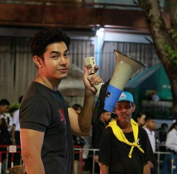 ดาราชายจิตอาสา ดาราชายจิตอาสา