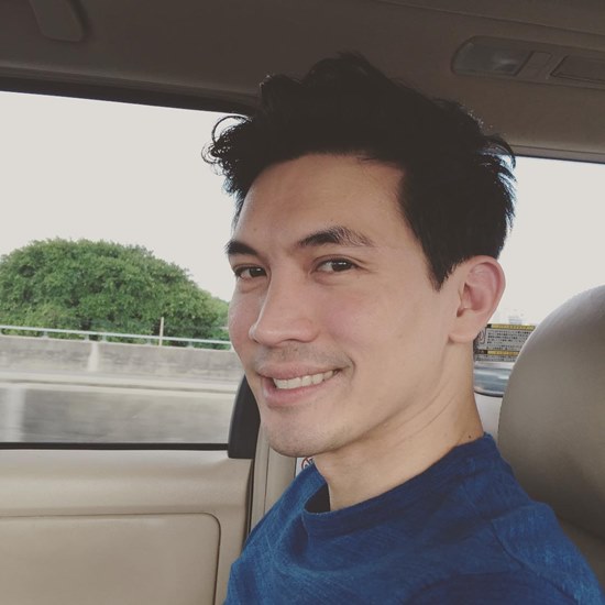 เคน ธีรเดช เคน ธีรเดช
