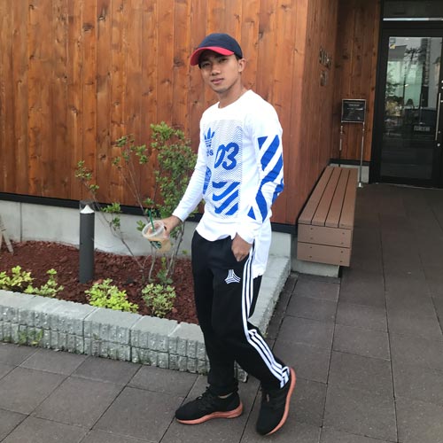 เจ ชนาธิป เจ ชนาธิป