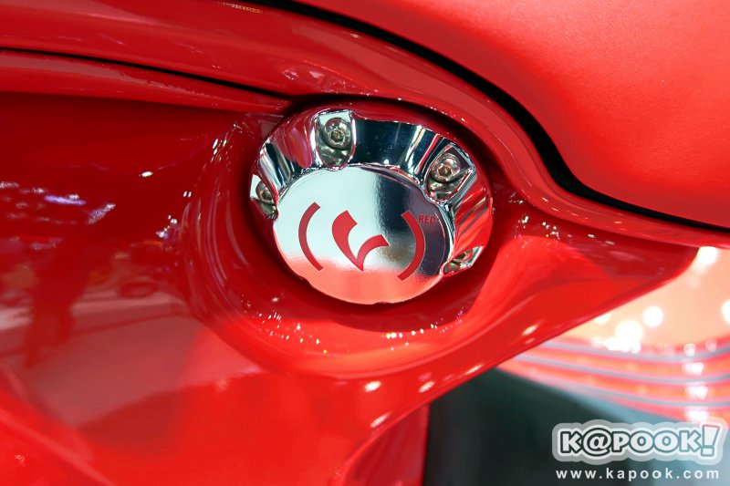 VESPA 946 RED VESPA 946 RED