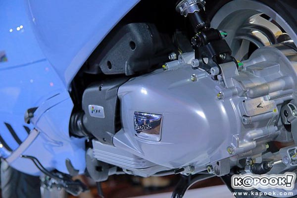 Vespa Primavera 150 Arcobaleno Limited Edition 2017 Vespa Primavera 150 Arcobaleno Limited Edition 2017