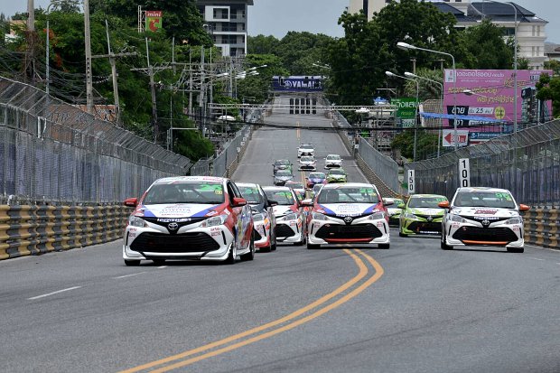 โตโยต้า มอเตอร์ สปอร์ต 2017 โตโยต้า มอเตอร์ สปอร์ต 2017