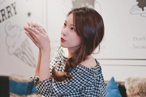 เน็ตไอดอลสายแบ๊ว เน็ตไอดอลสายแบ๊ว
