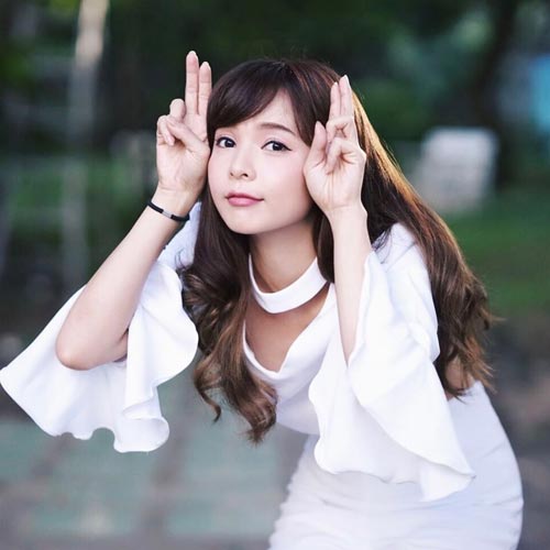 เน็ตไอดอลสายแบ๊ว เน็ตไอดอลสายแบ๊ว