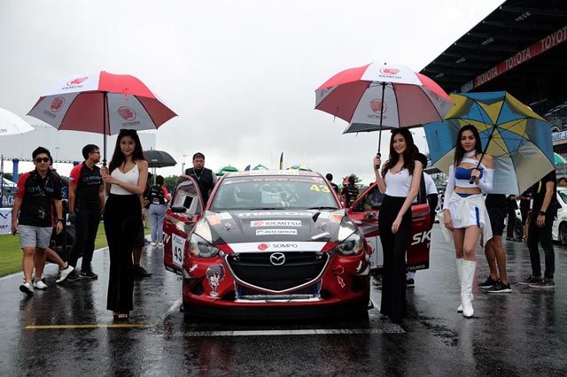 mazda 2 mazda 2