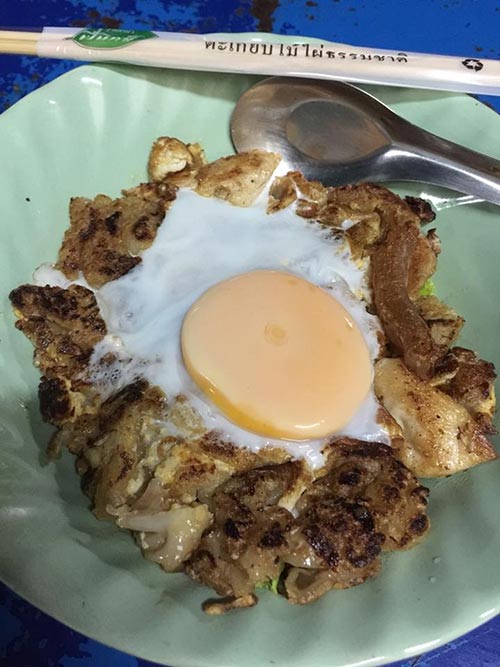 ร้านข้างทางเจ้าอร่อยในกรุงเทพฯ ร้านข้างทางเจ้าอร่อยในกรุงเทพฯ