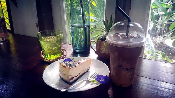 ร้านกาแฟในสวน ร้านกาแฟในสวน