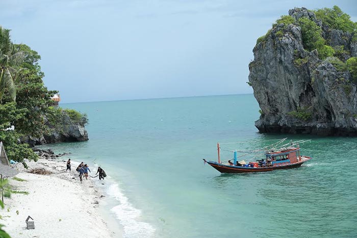 ตามรอย สัมปทานหัวใจ ตามรอย สัมปทานหัวใจ