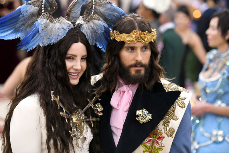 รวมที่สุด 10 ลุคสุดปังอลังการ แฟชั่นพรมแดง Met Gala 2018 รวมที่สุด 10 ลุคสุดปังอลังการ แฟชั่นพรมแดง Met Gala 2018