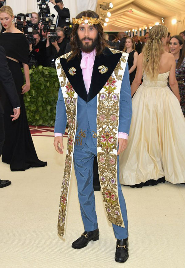 รวมที่สุด 10 ลุคสุดปังอลังการ แฟชั่นพรมแดง Met Gala 2018 รวมที่สุด 10 ลุคสุดปังอลังการ แฟชั่นพรมแดง Met Gala 2018