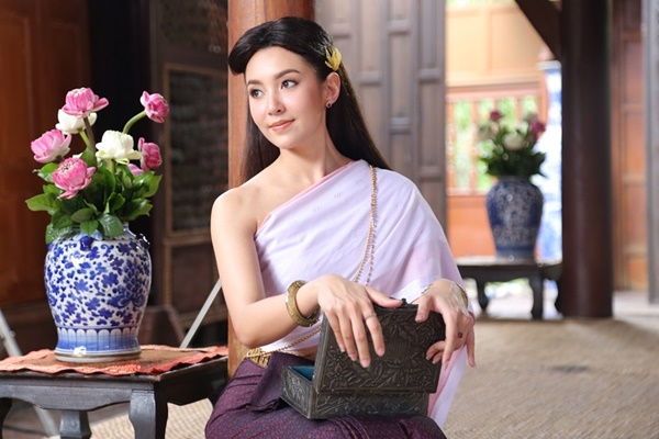 บุพเพสันนิวาส บุพเพสันนิวาส