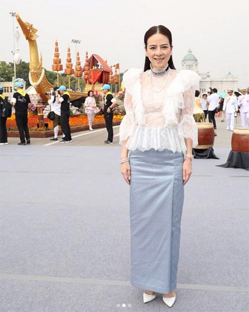 ดาราใส่ชุดไทย ดาราใส่ชุดไทย