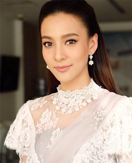 ดาราใส่ชุดไทย ดาราใส่ชุดไทย
