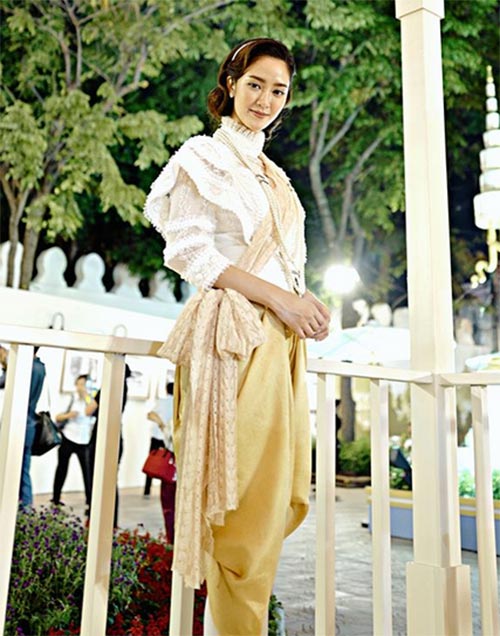 ดาราใส่ชุดไทย ดาราใส่ชุดไทย