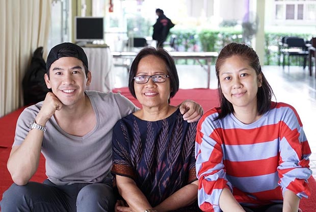 โป๊ป ธนวรรธน์ โป๊ป ธนวรรธน์