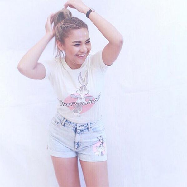 ตั๊กแตน ชลดา ตั๊กแตน ชลดา