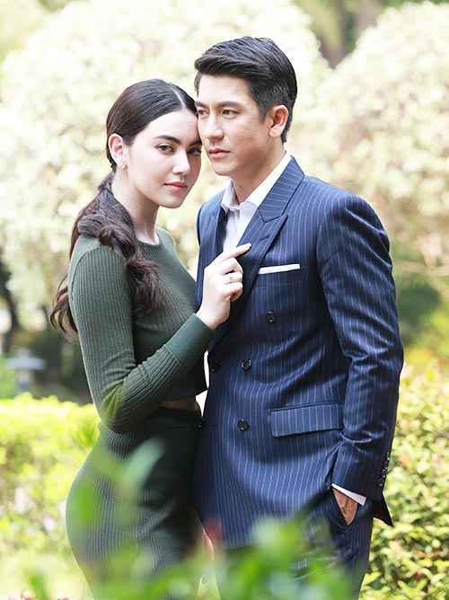 ใหม่ ดาวิกา ใหม่ ดาวิกา