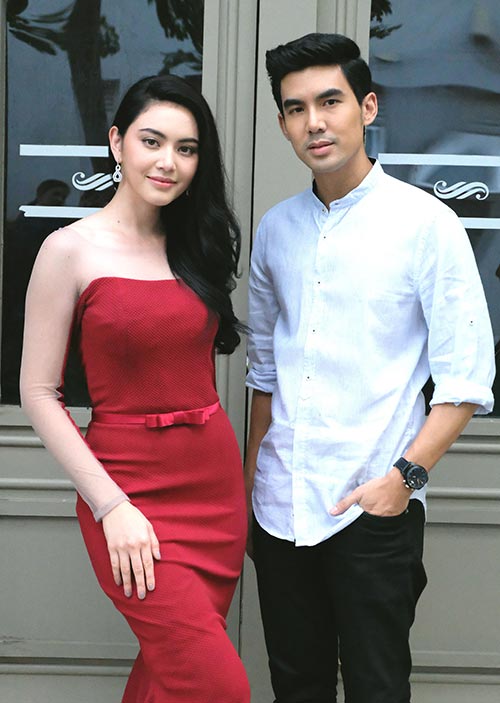 ใหม่ ดาวิกา ใหม่ ดาวิกา