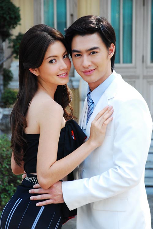ใหม่ ดาวิกา ใหม่ ดาวิกา