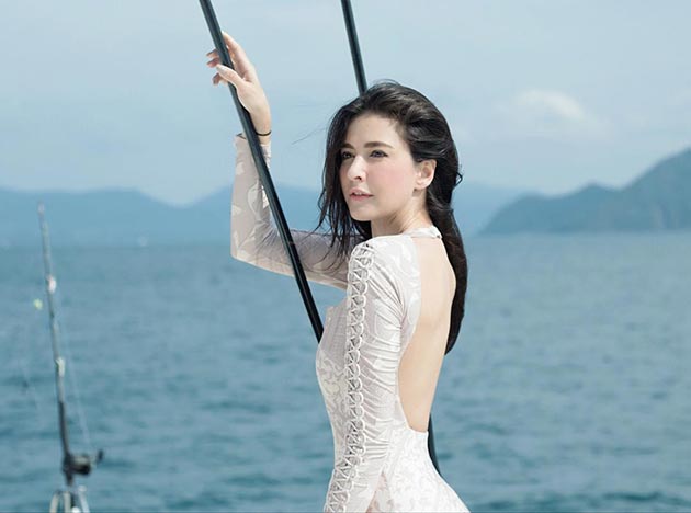 ดาราชุดว่ายน้ำ ดาราชุดว่ายน้ำ
