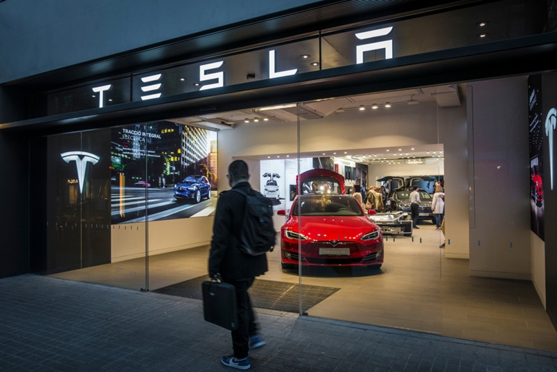 Tesla Tesla