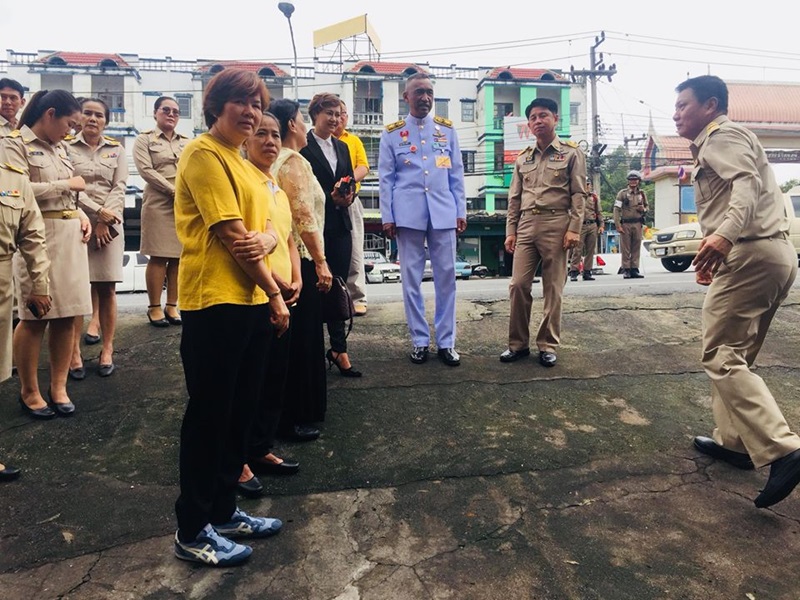 ในหลวง ทรงรับตูบพิการสองขา ไว้ในพระบรมราชานุเคราะห์ ในหลวง ทรงรับตูบพิการสองขา ไว้ในพระบรมราชานุเคราะห์