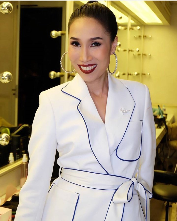 รัดเกล้า อามระดิษ รัดเกล้า อามระดิษ