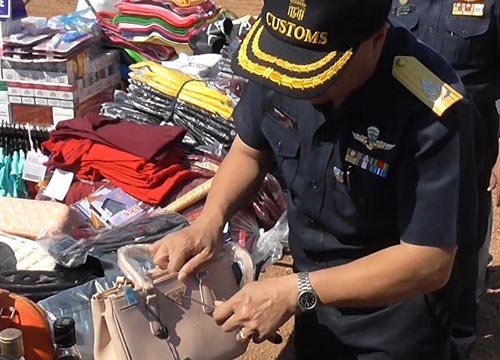 สินค้าละเมิดลิขสิทธิ์ สินค้าละเมิดลิขสิทธิ์