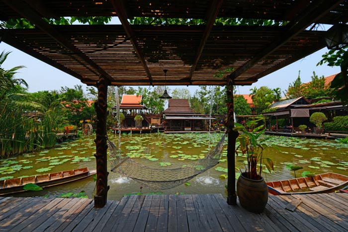 คาเฟ่เรือนไทย คาเฟ่เรือนไทย