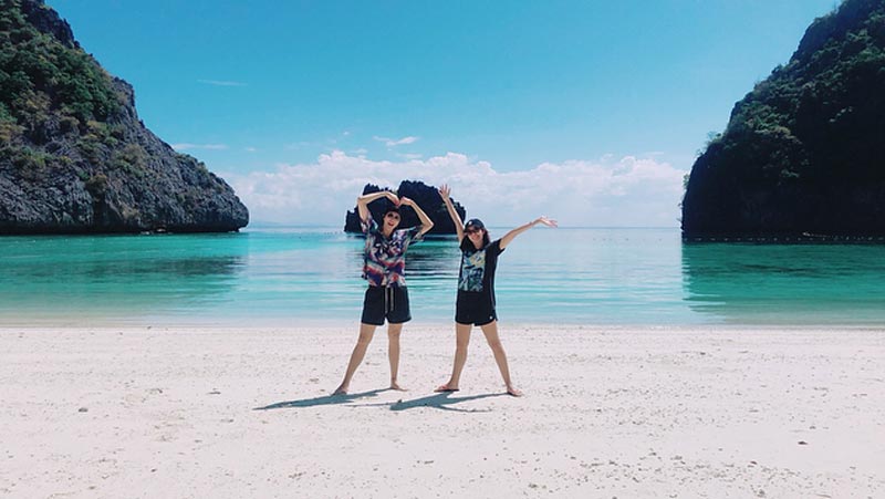 ปลื้มจิตร์ ชาช่า ปลื้มจิตร์ ชาช่า