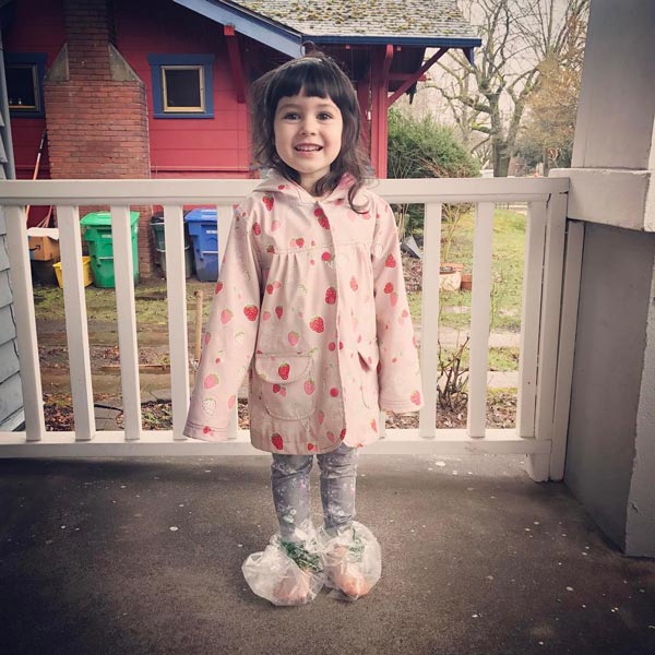 น้องเมตตา ลูกสาว อุ้ม สิริยากร น้องเมตตา ลูกสาว อุ้ม สิริยากร