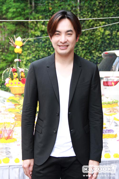 บวงสรวงละคร เงา และ ทีมล่าทรชน บวงสรวงละคร เงา และ ทีมล่าทรชน