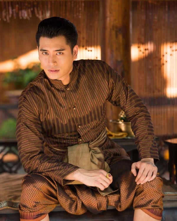 โป๊ป ธนวรรธน์ บุพเพสันนิวาส โป๊ป ธนวรรธน์ บุพเพสันนิวาส