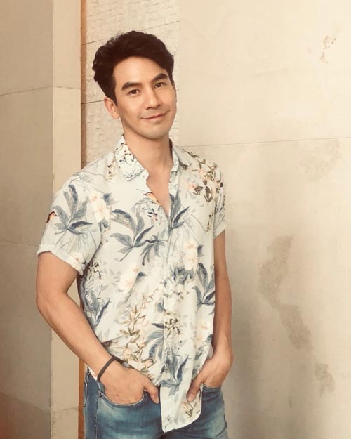 ข้ามสีทันดร โป๊ป ธนวรรธน์ ข้ามสีทันดร โป๊ป ธนวรรธน์
