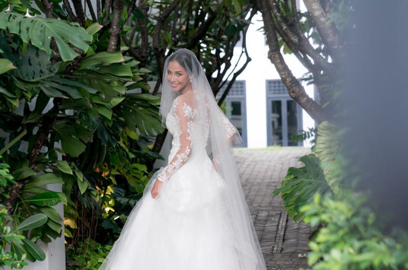ชุดเจ้าสาว เมญ่า นนธวรรณ ชุดเจ้าสาว เมญ่า นนธวรรณ