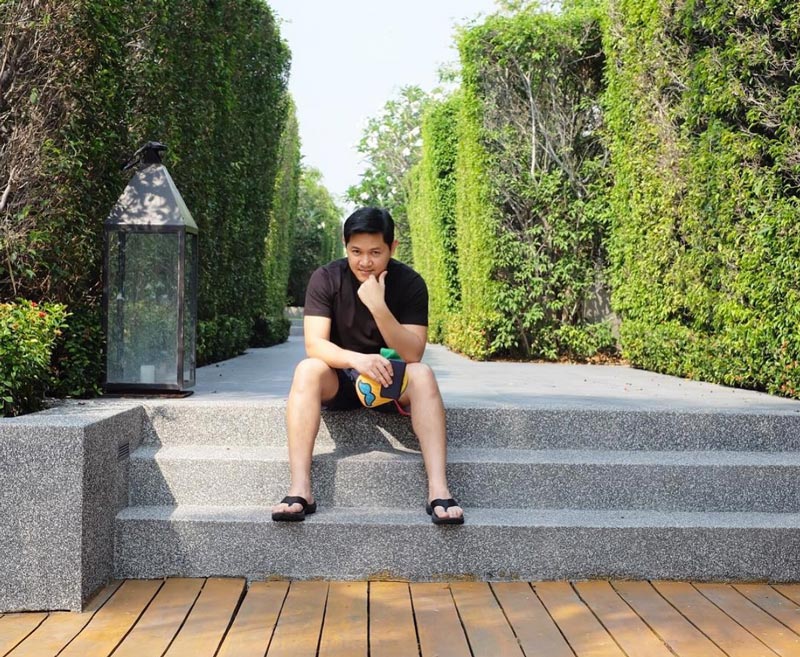 ป๊อป นิธิ ป๊อป นิธิ