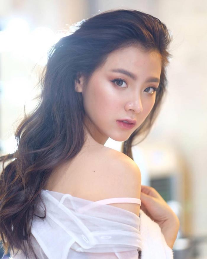 ใบเฟิร์น พิมพ์ชนก ใบเฟิร์น พิมพ์ชนก