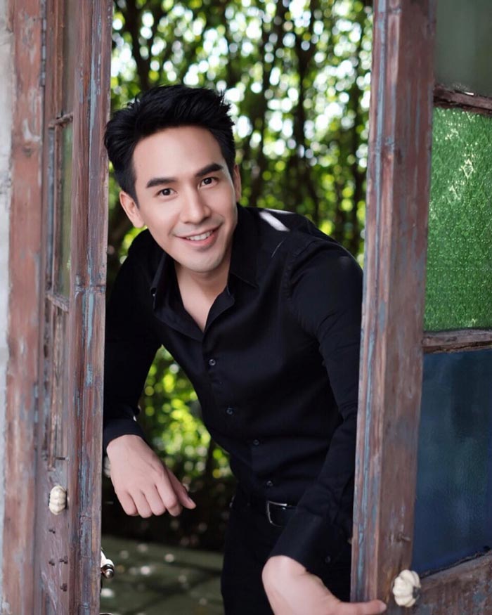 โป๊ป ธนวรรธน์ โป๊ป ธนวรรธน์