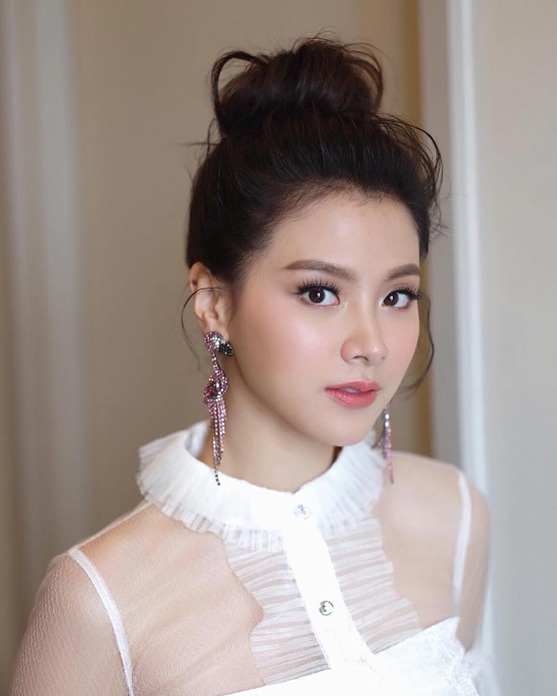 ใบเฟิร์น พิมพ์ชนก ใบเฟิร์น พิมพ์ชนก